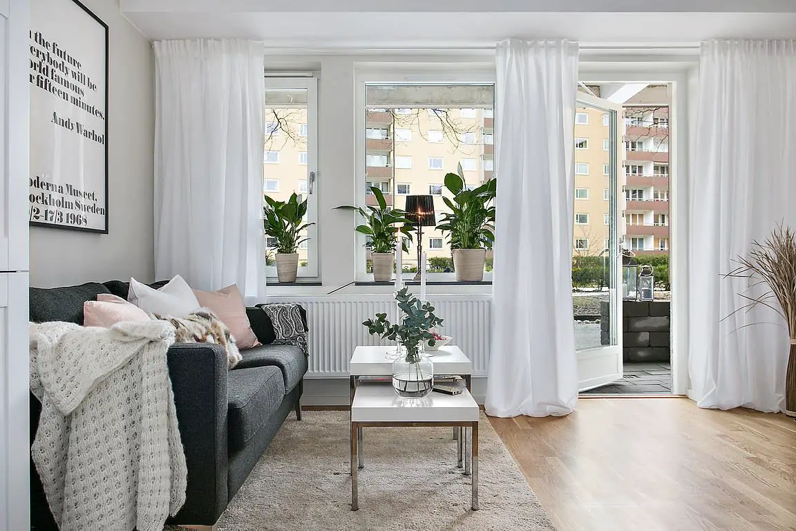 柔美粉红，为灰色空间注入女性魅力-3