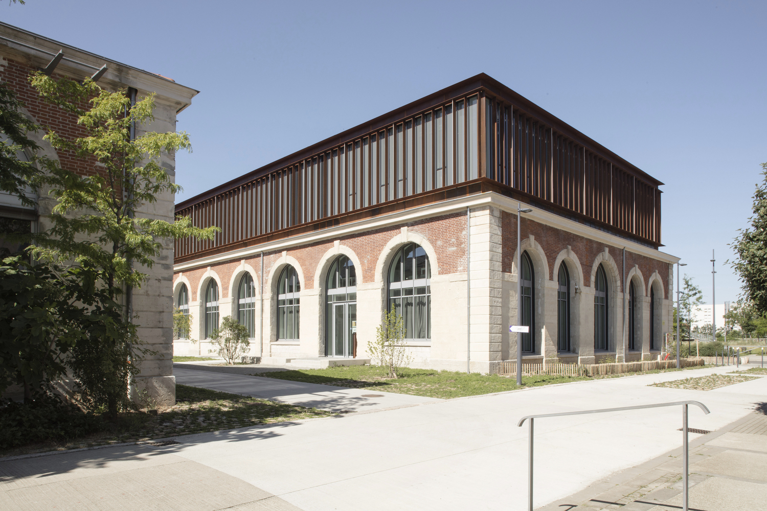 法国圣艾蒂安建筑创新知识中心丨CSI-9