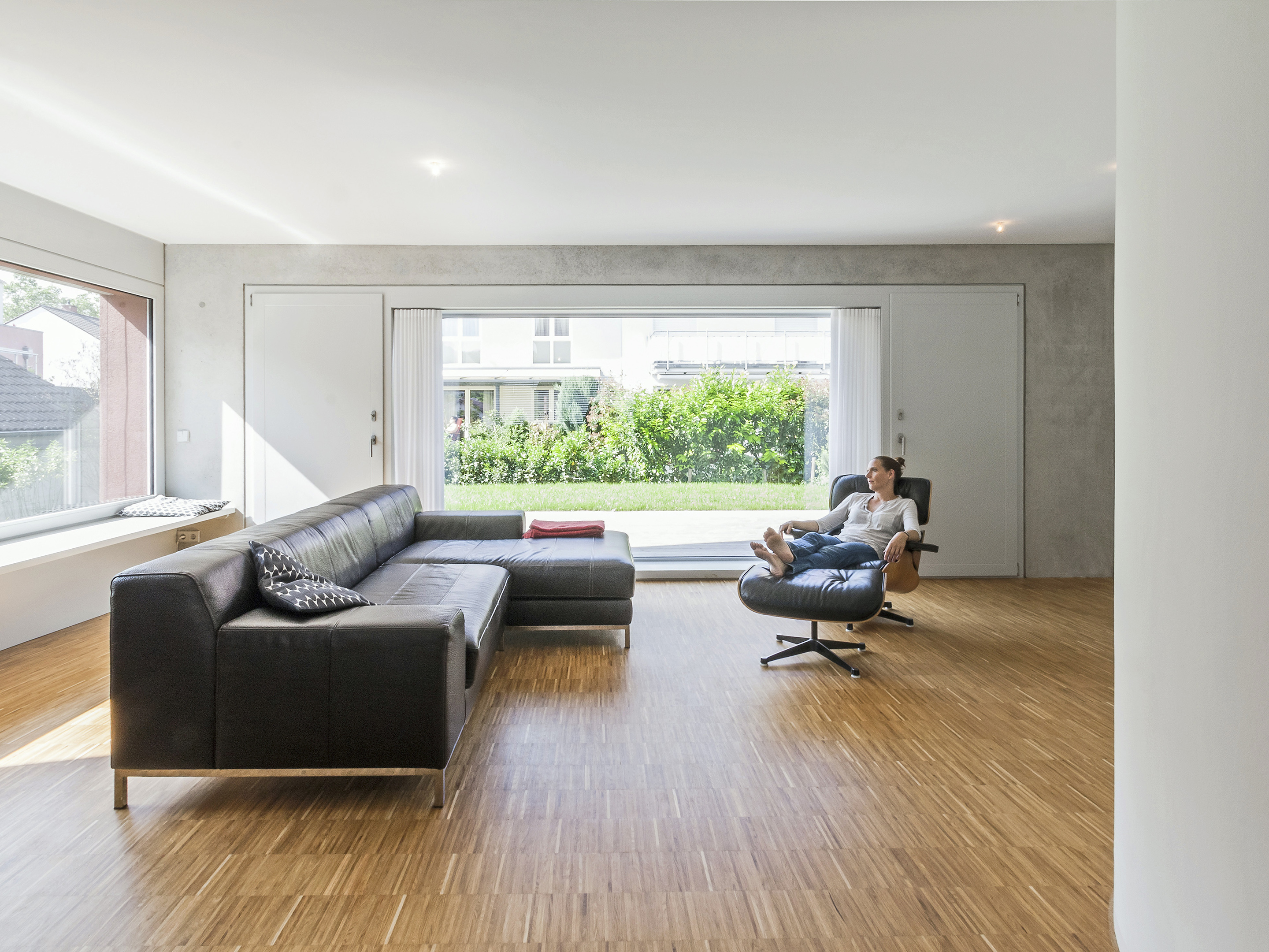 德国五彩斑斓小镇中的红色诗意住宅-34