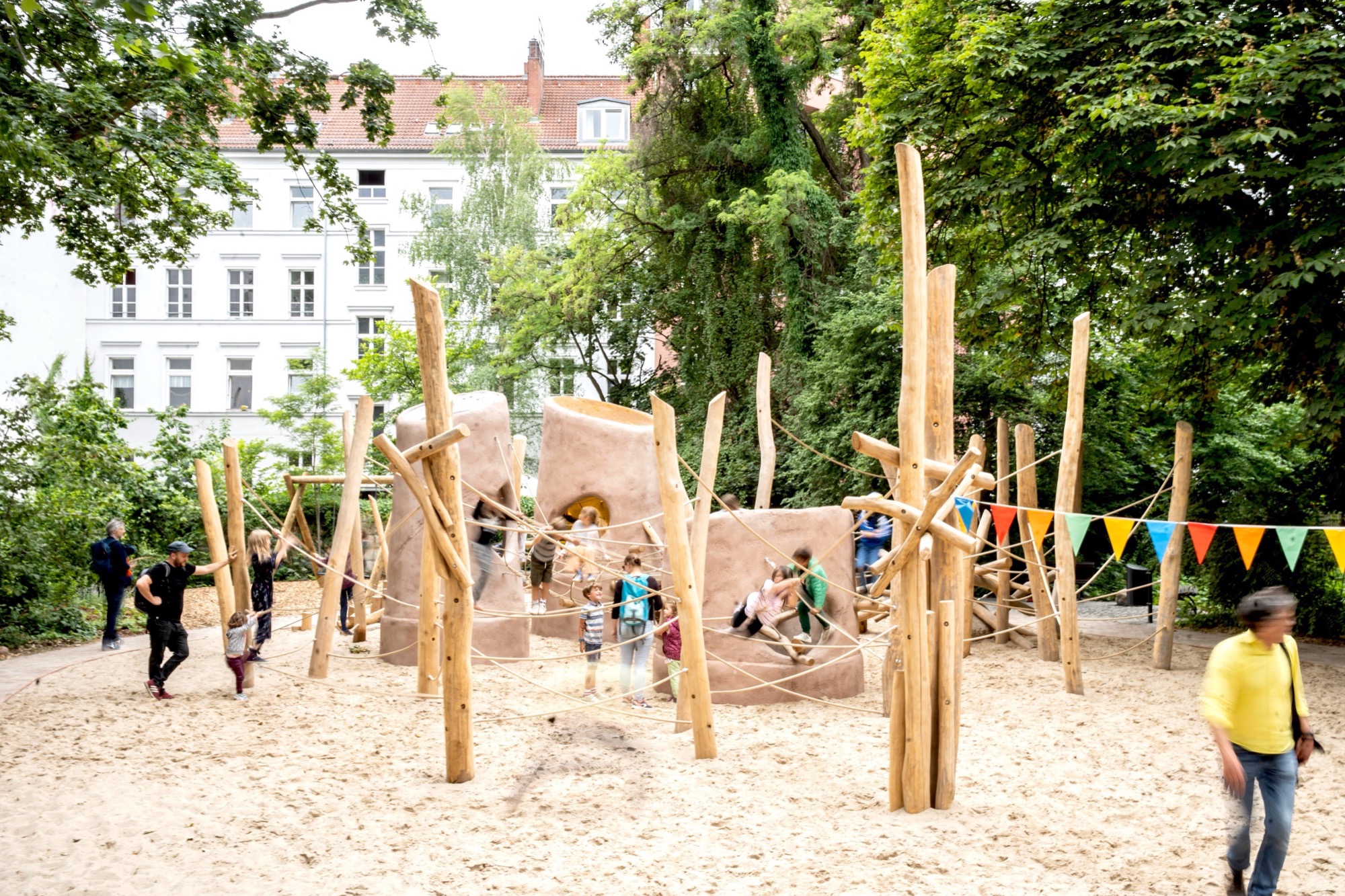 柏林 Choriner 街游乐园 · 奇趣民间故事设计丨德国柏林丨hochC-0