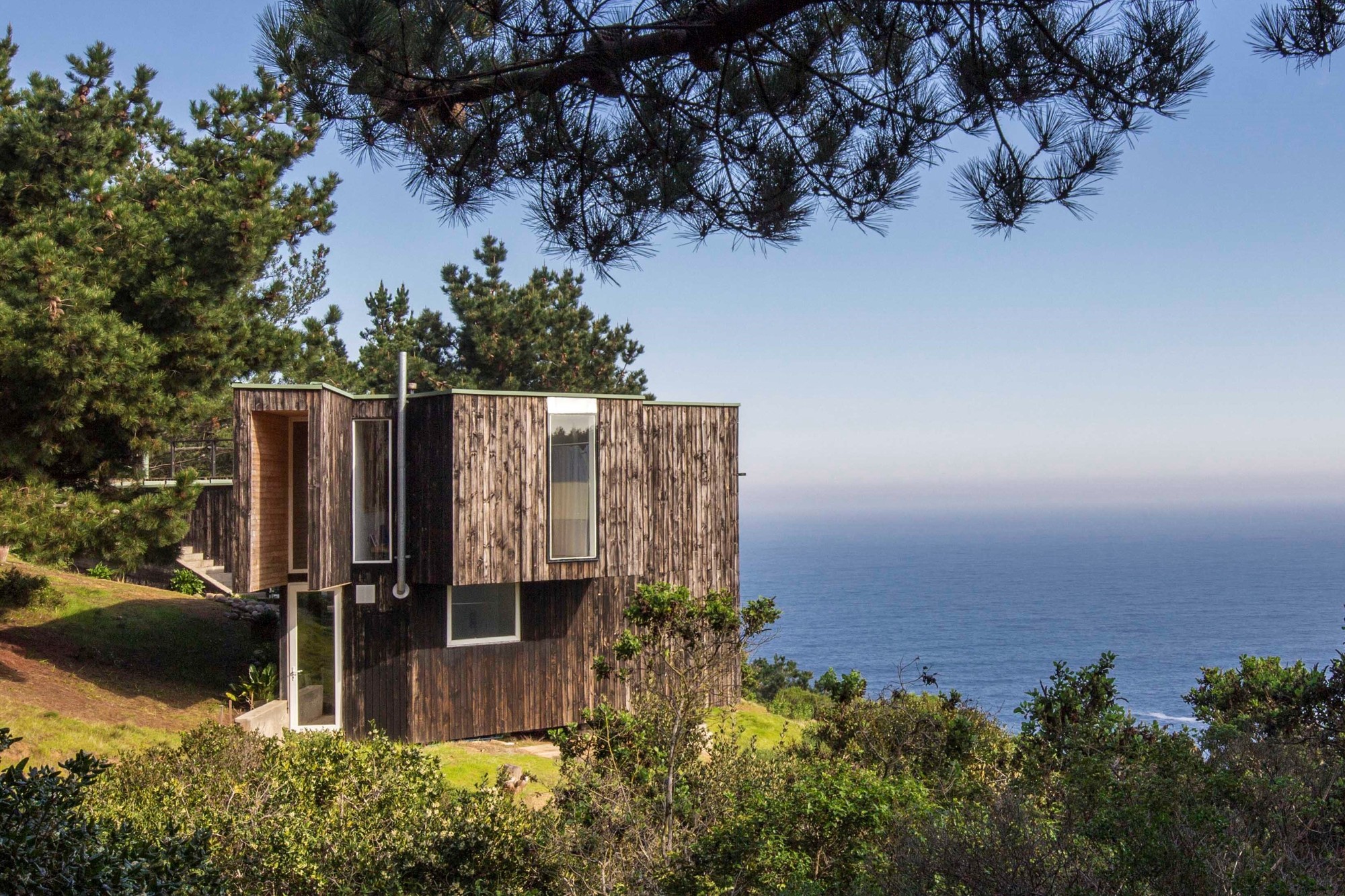 Curaumilla House / Andrés Riveros + Crescente Böhme Alemparte -26