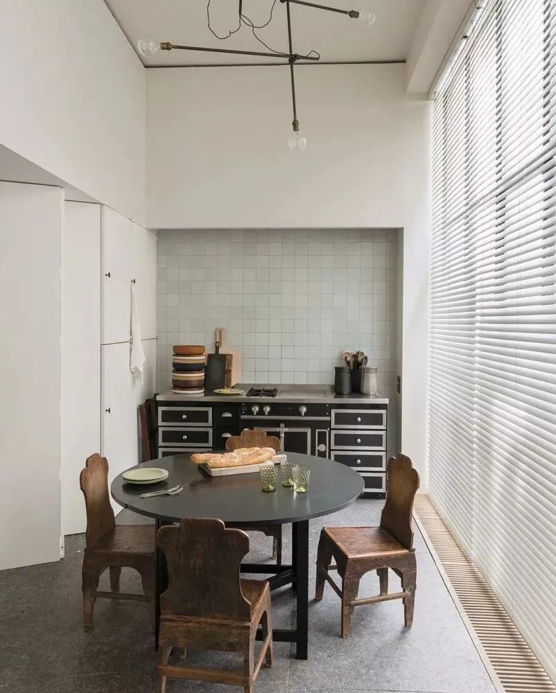 比利时设计师 Vincent Van Duysen 的极简主义家居艺术-28