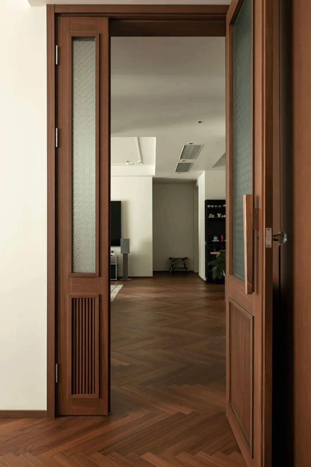 岚一设计｜复古混搭的精装房改造-40