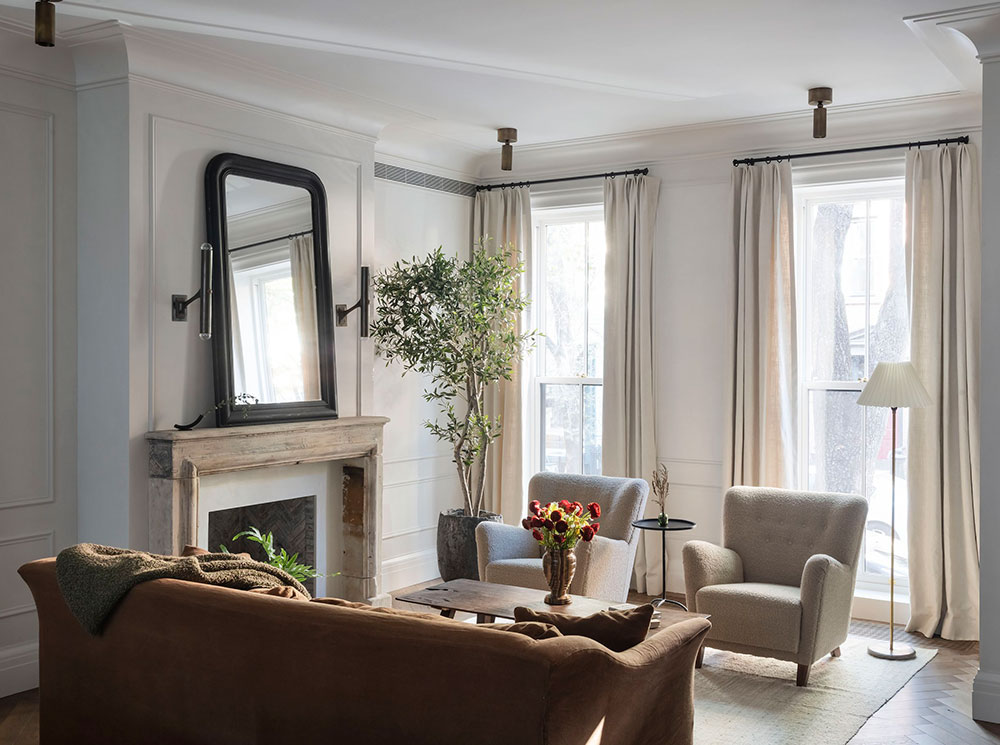 纽约西村历史悠久的褐石建筑的优雅改造-4