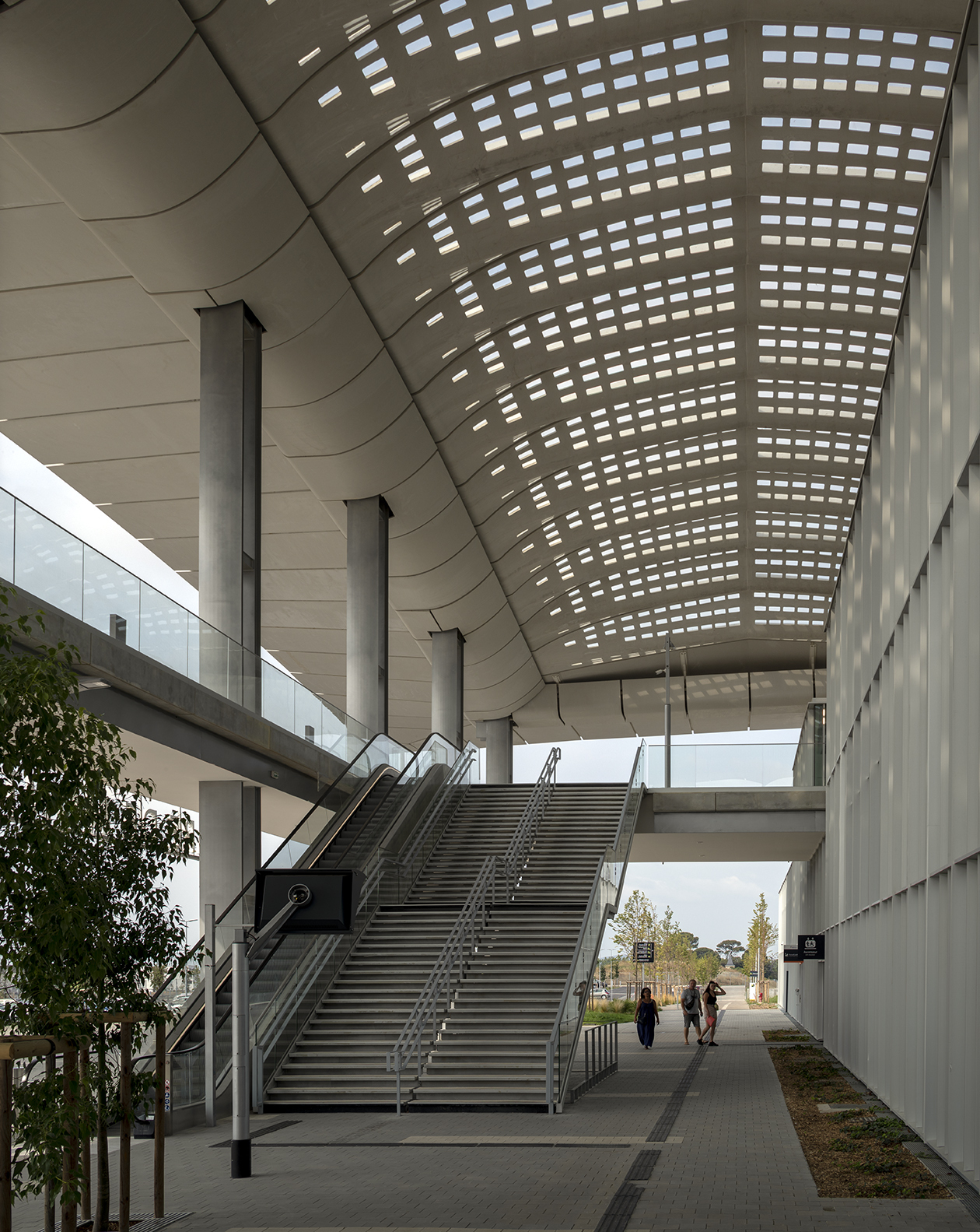 Montpellier 车站 | 光影艺术的极致呈现-1