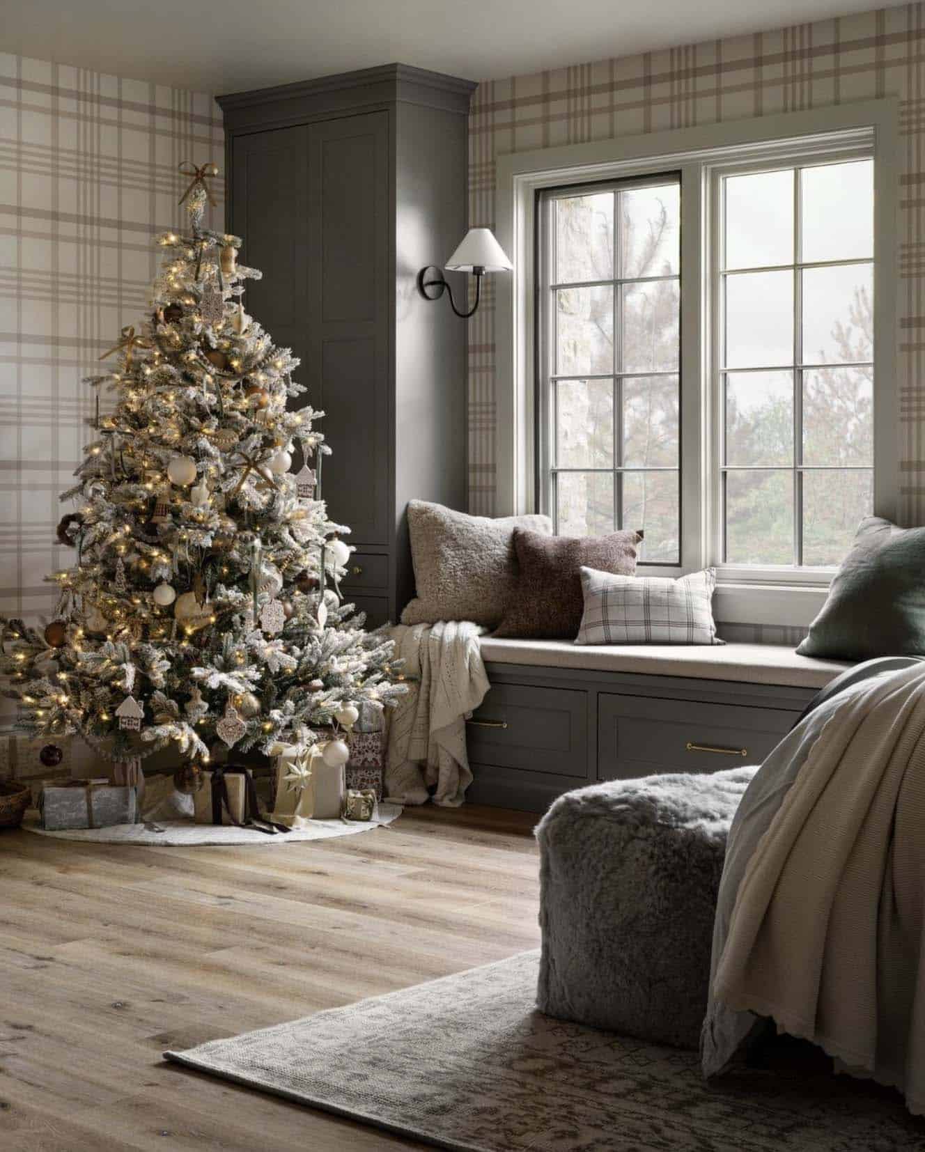 Wishing You A Very Merry Christmas: 80 Decorating Ideas To Inspire-25