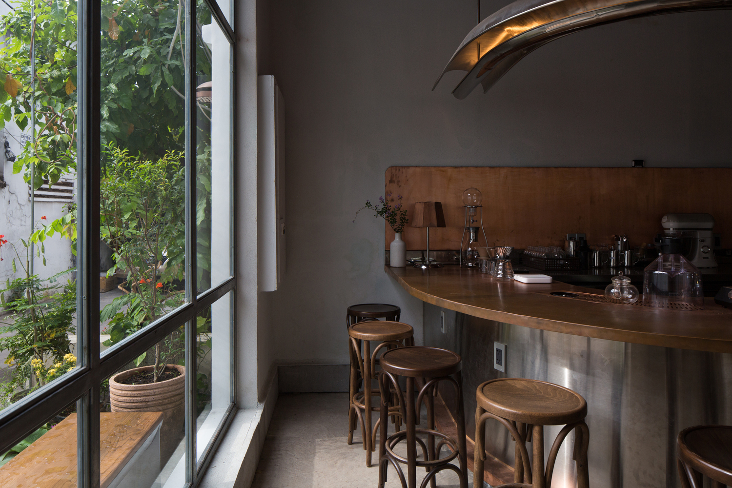 越南 Okkio Duy Tan Caffe 咖啡店设计丨越南胡志明市丨sgnhA-29