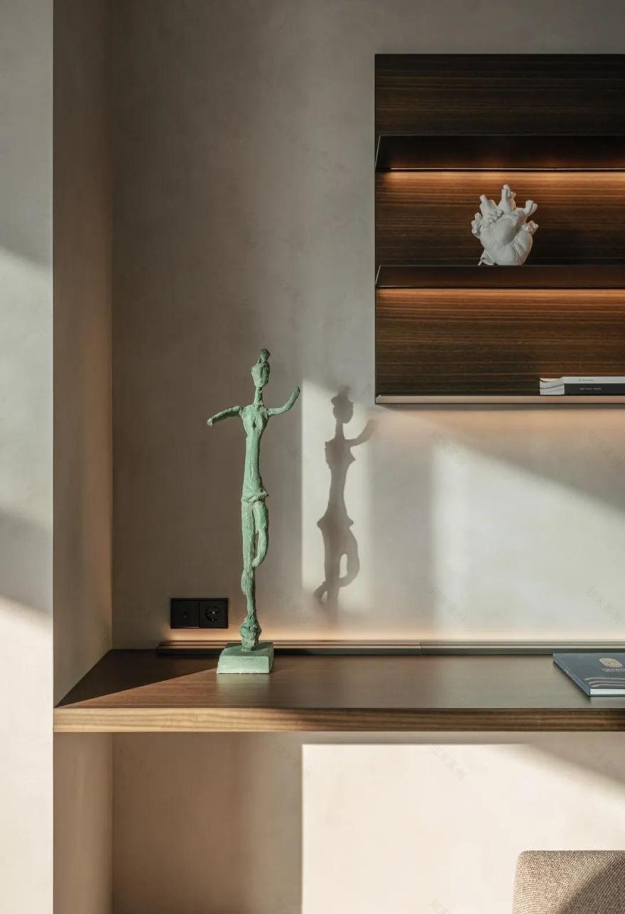 轻奢优雅的 104㎡现代家居丨乌克兰基辅丨Daria Babii-49