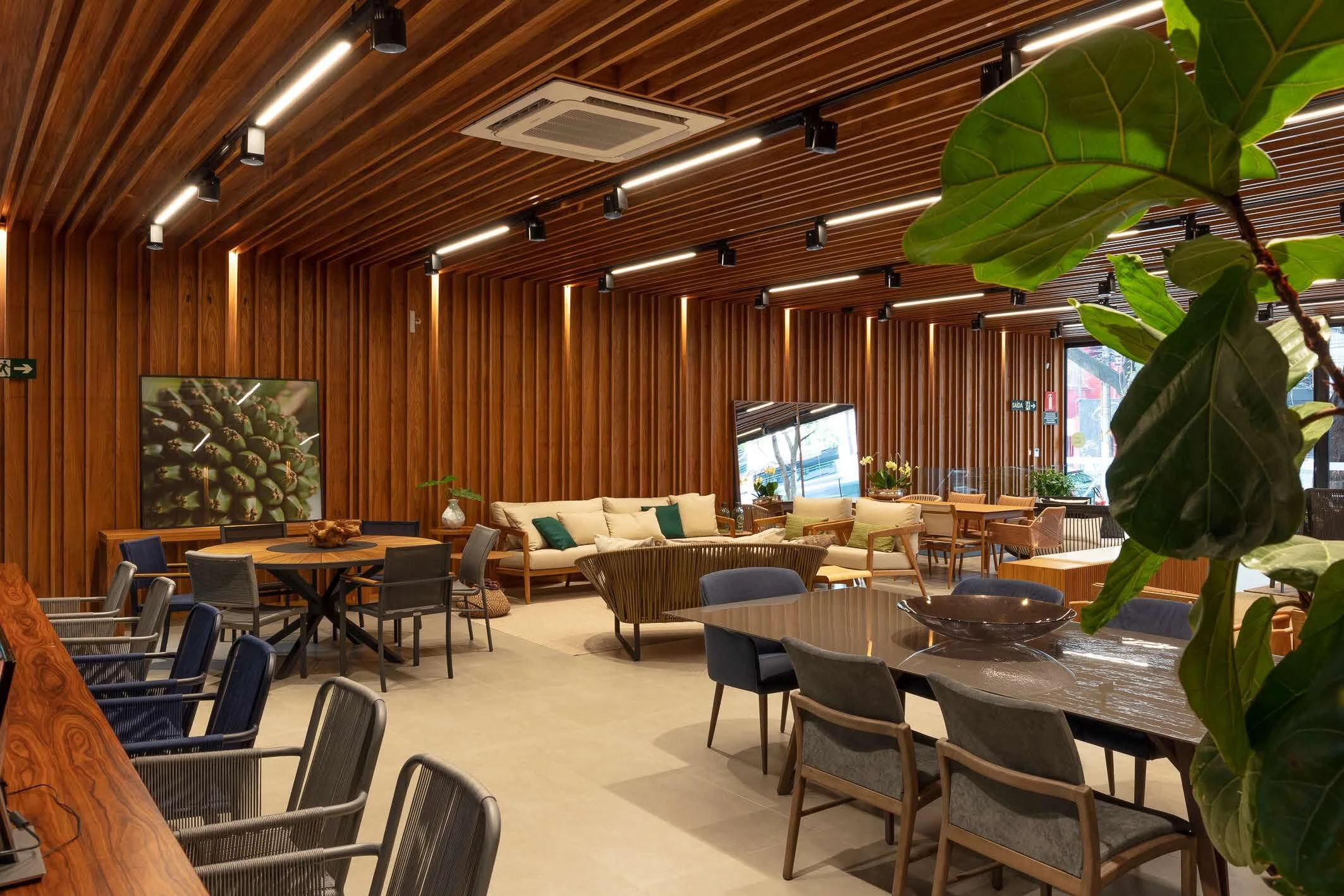 Franccino Giardini 商店概念店设计丨巴西-22