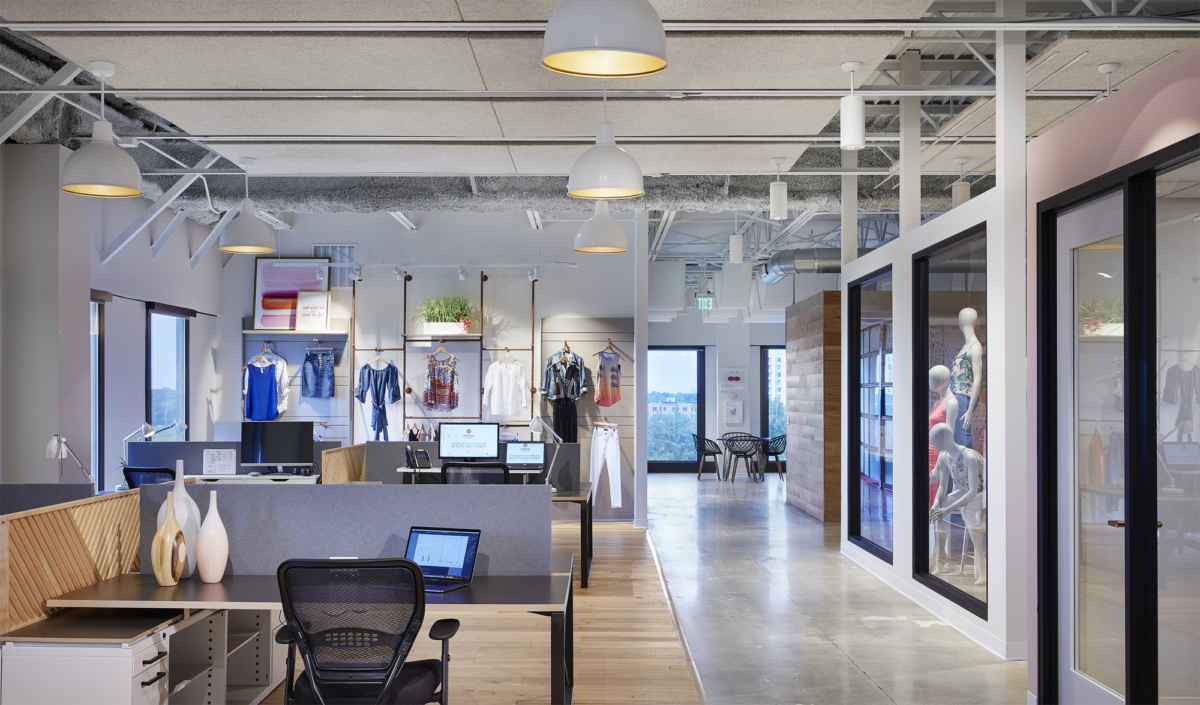 女性专属时尚办公空间,展现品牌魅力-19