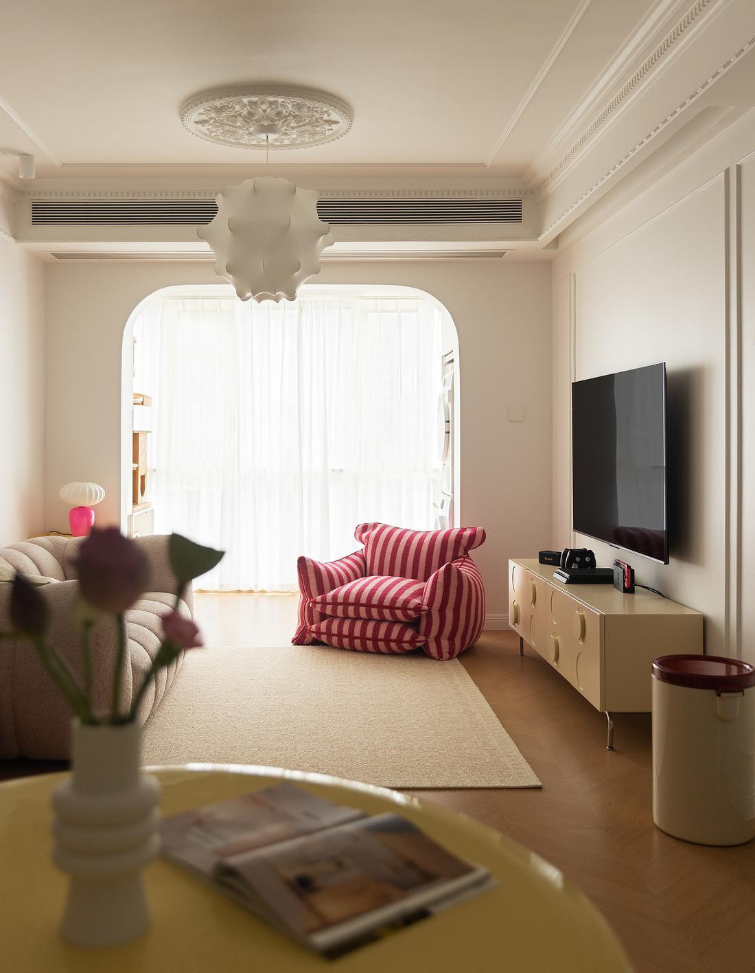 95㎡色彩多变的少女风轻法式-11