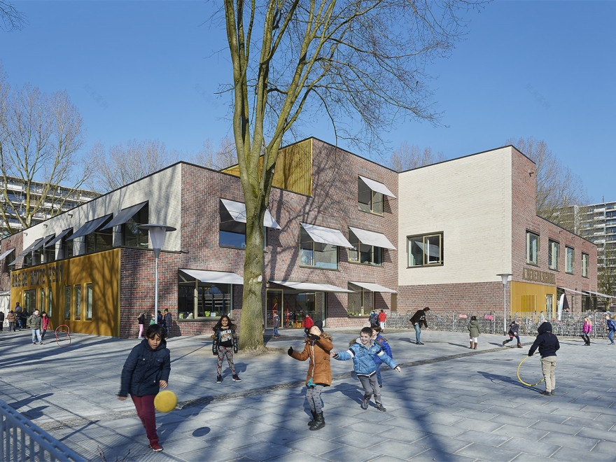 荷兰 Zonnehof 学校丨Orange Architects-3