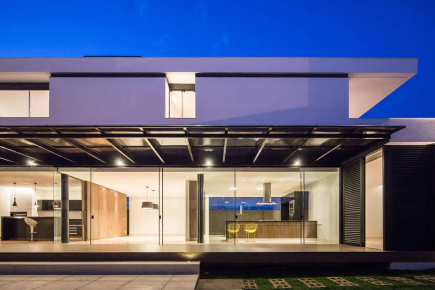 Casa MCO by Esquadra|Yi-9