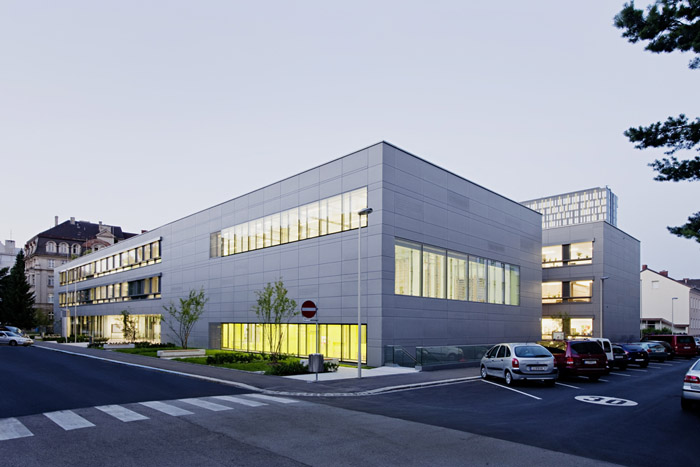 奥地利 Stelzhamerschule 小学重建与扩建,开放式空间激发儿童创造力-1