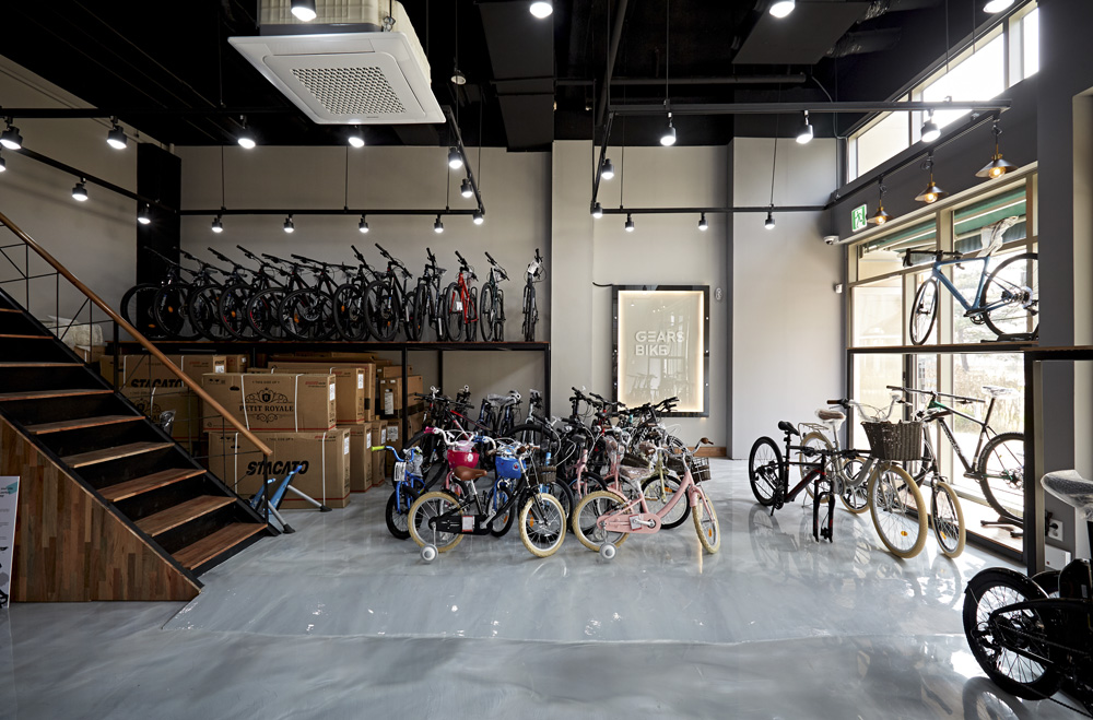 기어스大巴餐厅 | 独特工业风格的 24 平米小空间内饰设计-5