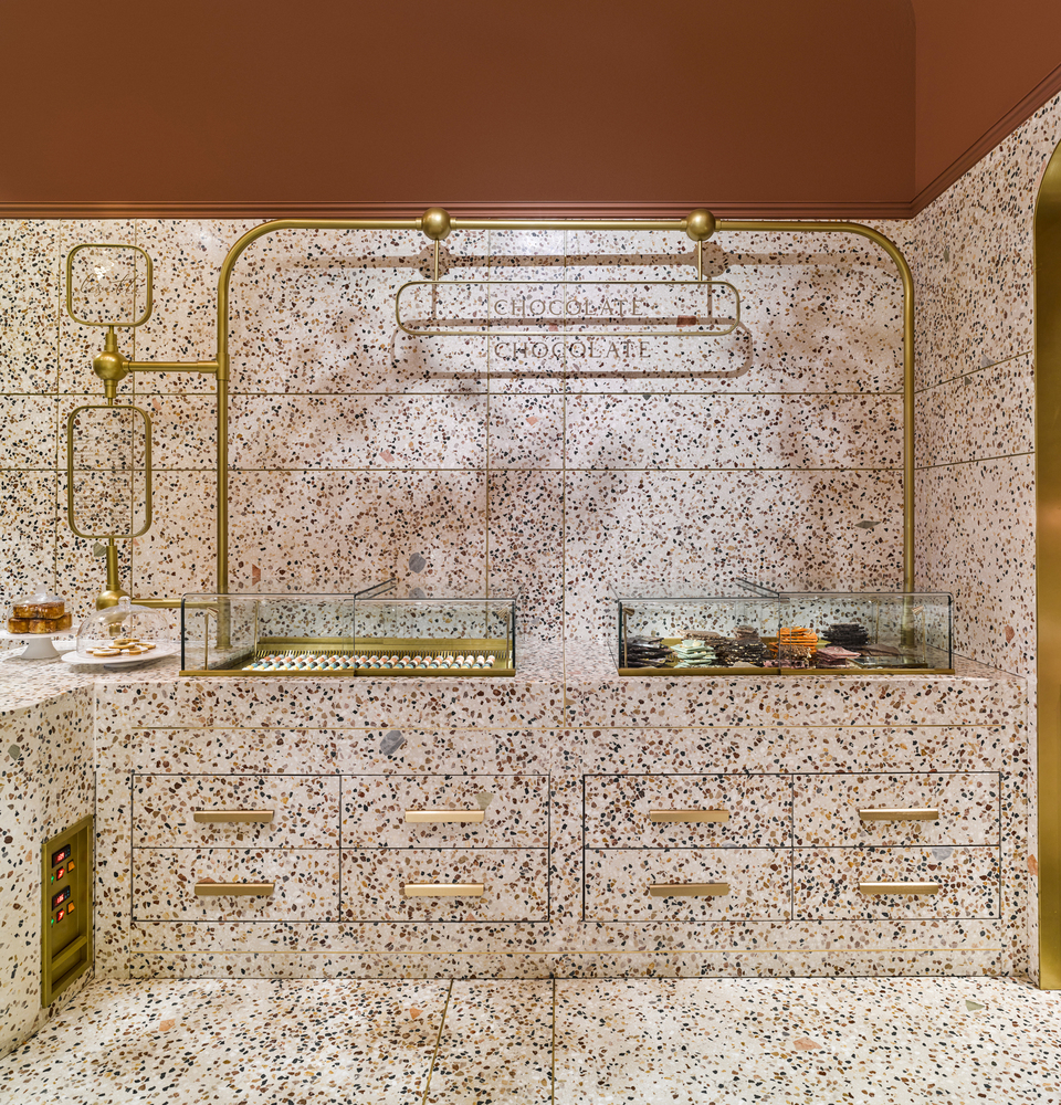 Lisette 定制奢华零售空间-23