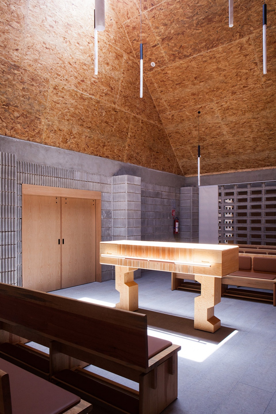 短暂生命的隐喻 · Kerena 殡仪馆的深刻感知设计丨墨西哥丨MYT+GLVDK 事务所-16