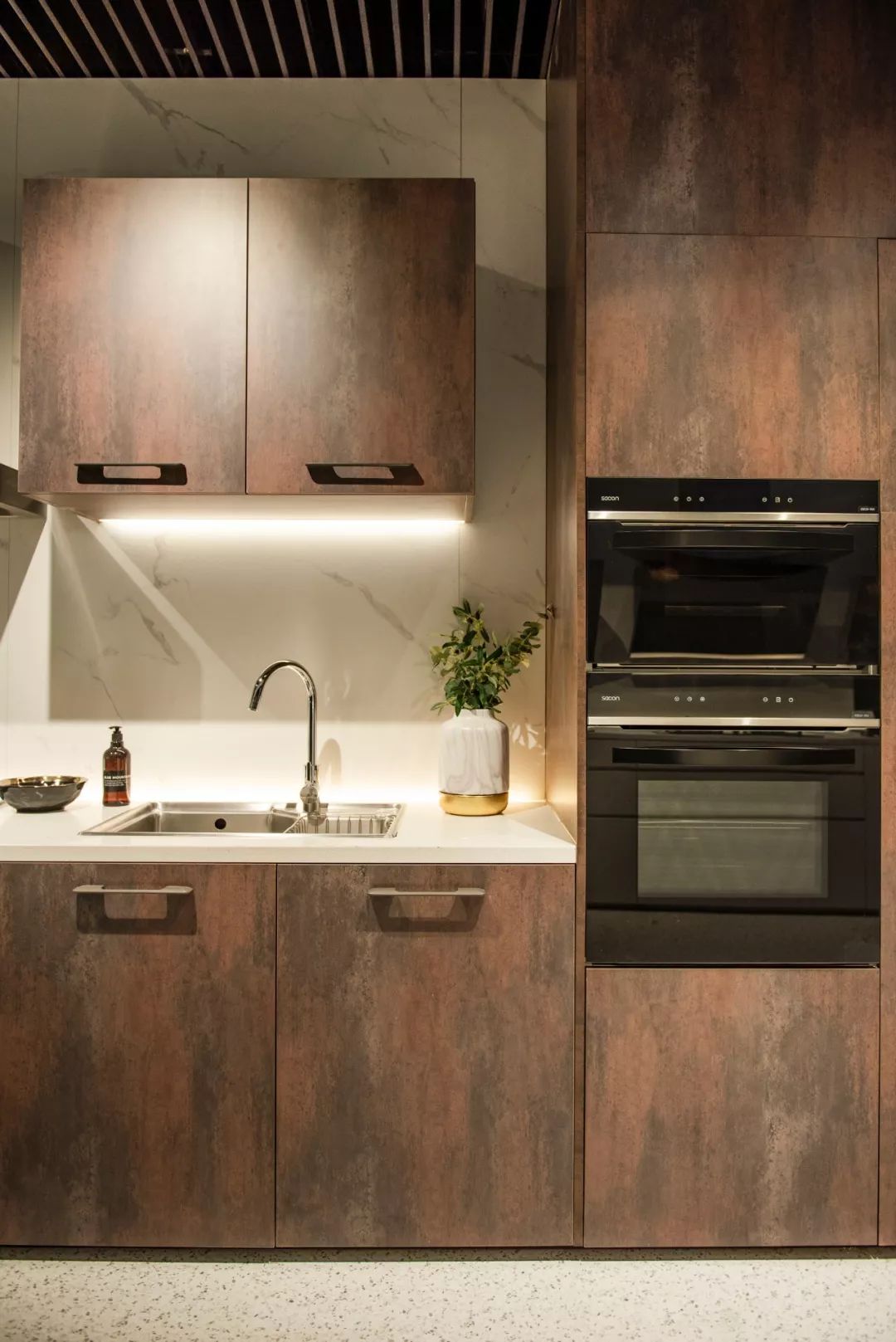 35年匠心帅康逆势增长，全新零售终端形象继续“焕新创变”-94