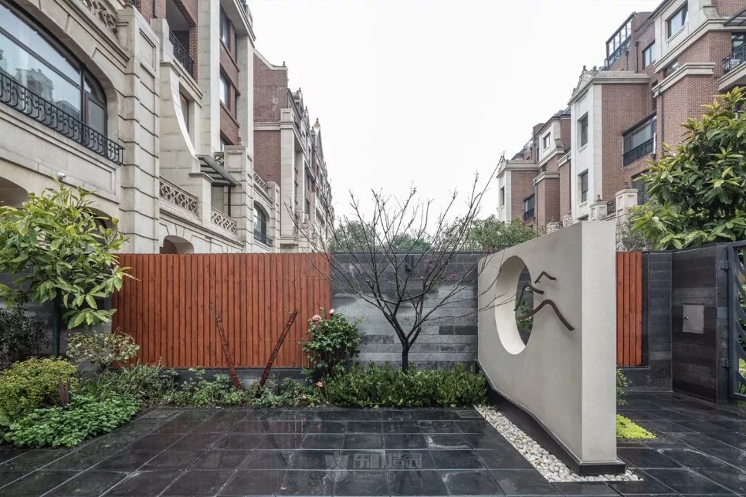 新中式家庭花园的优雅变身-54