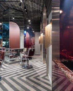 多伦多复古理发店 Dundas Square Barbers丨加拿大多伦多丨Nivek Remas