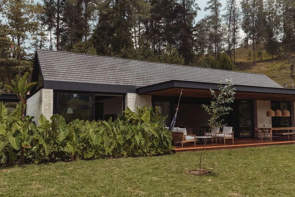 安蒂奥基亚 C+n 家庭住宅 | 自然环境与室内空间的完美融合-15