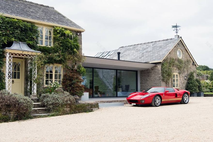 英国百年乡村小屋的现代“飞翼”扩建丨英国赫里福德丨AR Design Studio-2