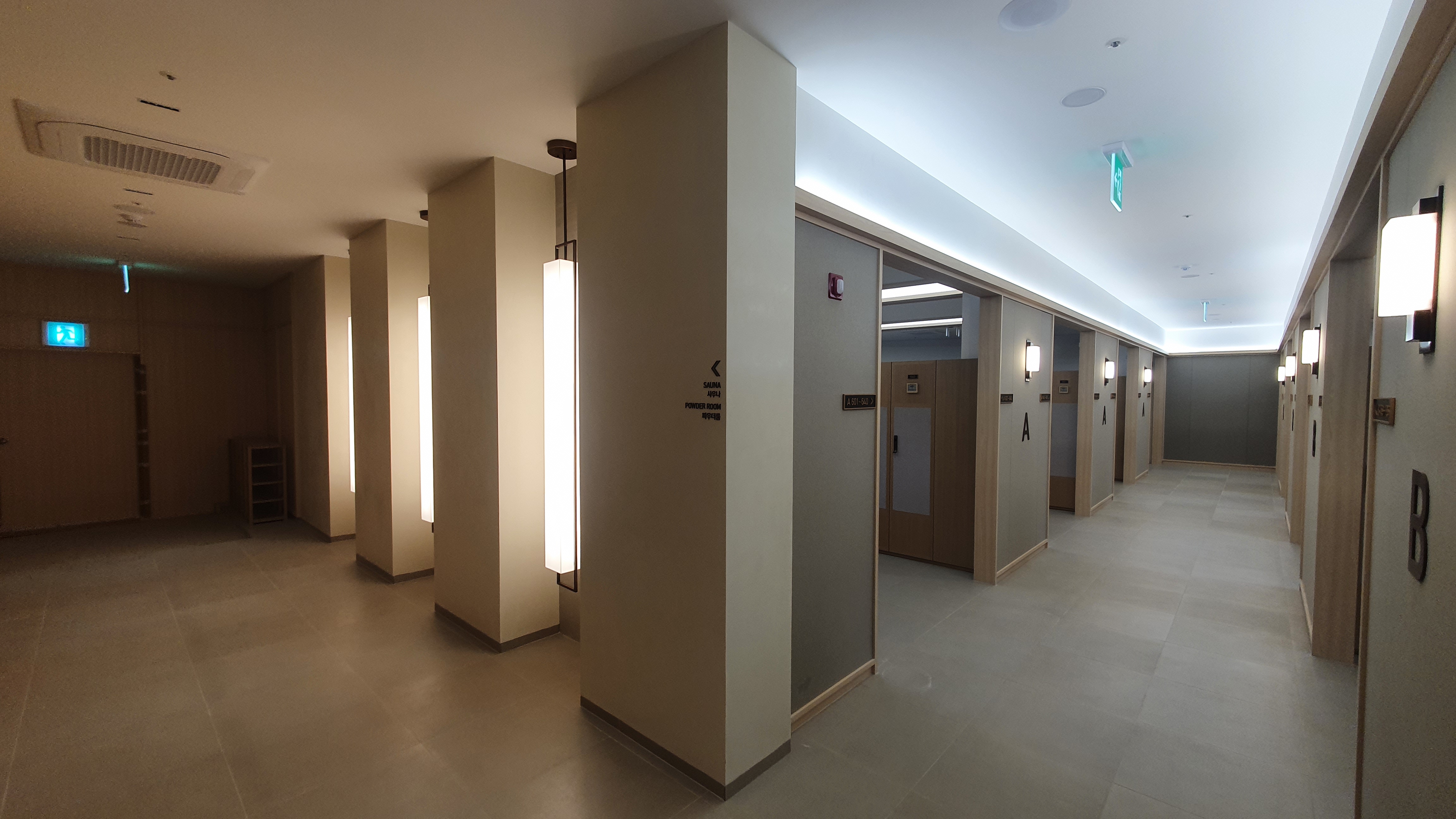 现代简约 200 平 CC 俱乐部室内设计-12