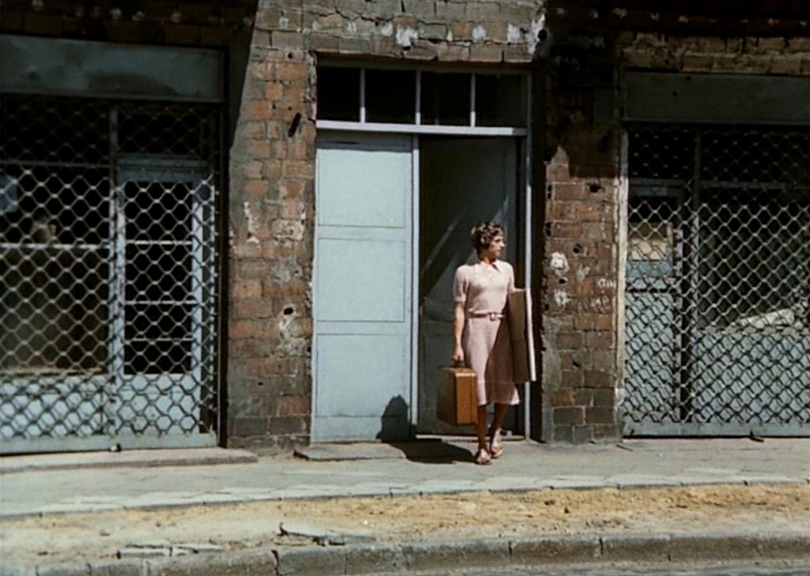 华沙格日博夫斯卡街46号建筑拆除及街道拓宽项目丨波兰华沙-19