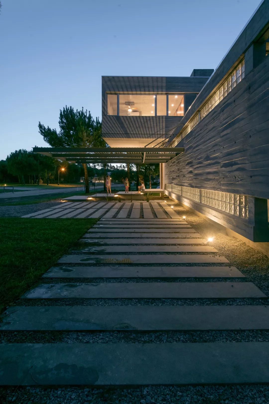 Galera 建筑工作室 | 光、空间与形式的平衡探索-34