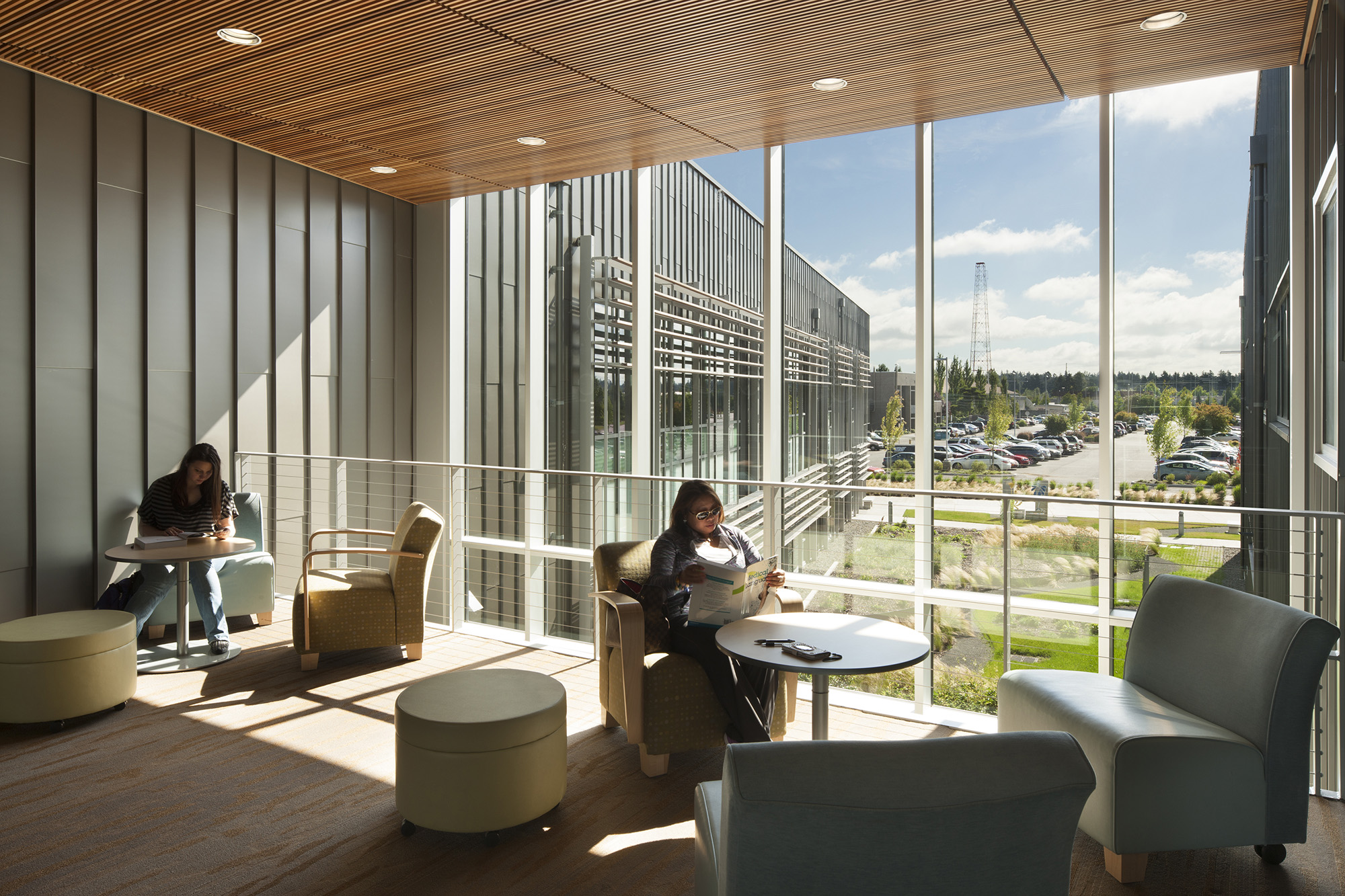 绿色环保的健康科学大楼-7