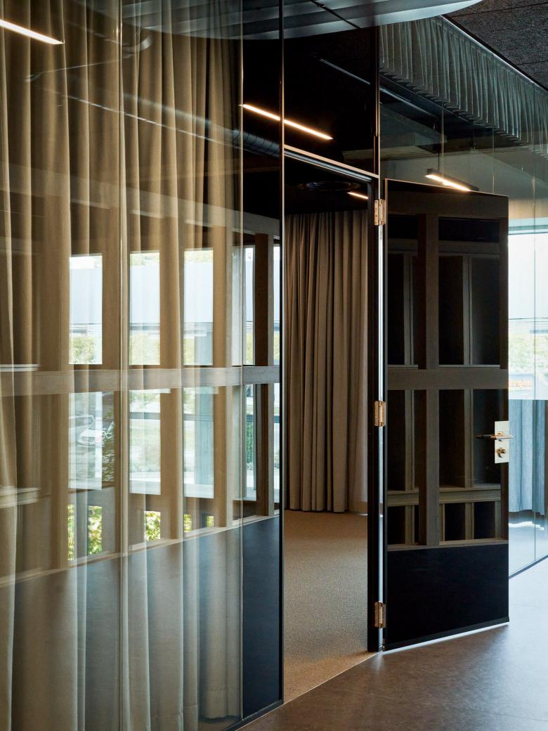 哈根霍尔茨游客中心丨瑞士苏黎世丨Atelier M Architekten-12