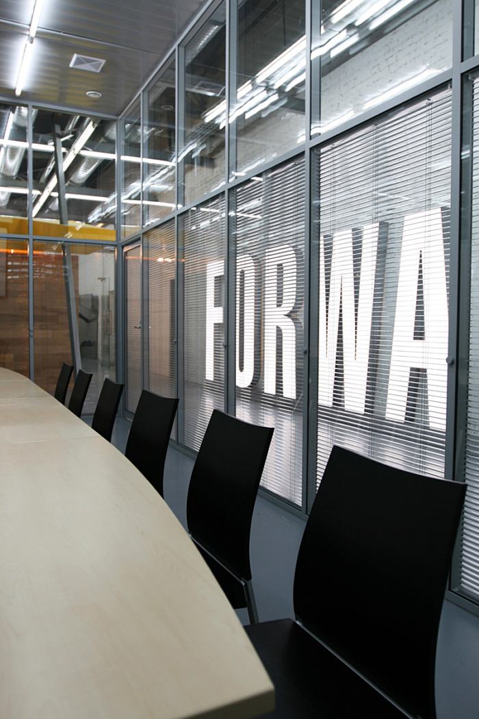 Forward Media Group by za bor architects | Office Snapshots-1