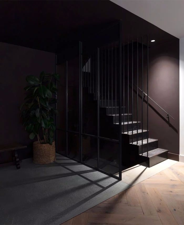 伦敦住宅的黄铜魅力-60