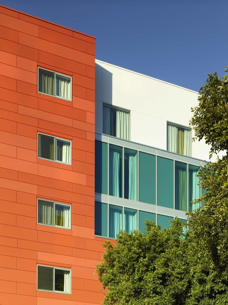 海滨城市酒店设计 | 圣塔莫尼卡市中心的两家酒店-44