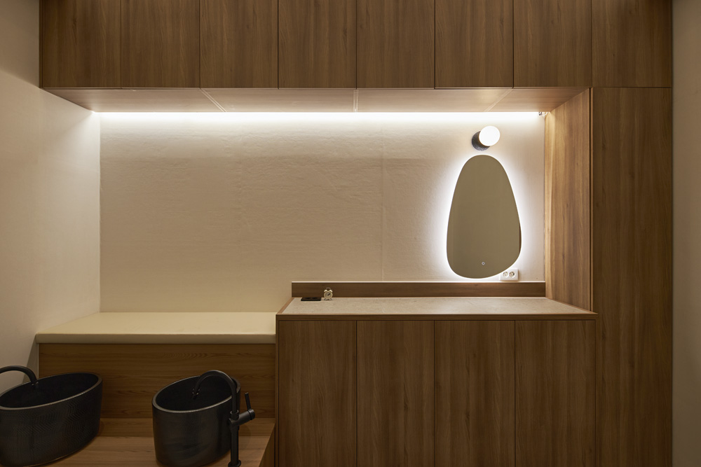 20 平米高级 SPA 空间，白色&木质调的优雅氛围-8