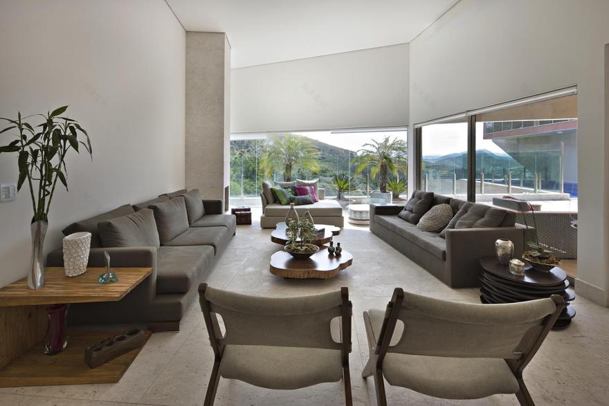 维拉卡斯特拉-12