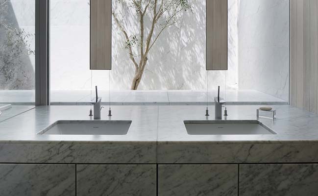 光学玻璃厂；光学玻璃工作室（注：House有多种含义，厂工作室比较符合常见语境，如果结合更详细背景，翻译可能更精准） 丨日本广岛丨Hiroshi Nakamura & NAP-25