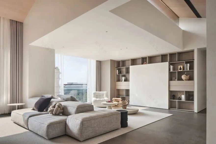 新作丨330㎡简奢大平层,浪漫自在不言中!-35