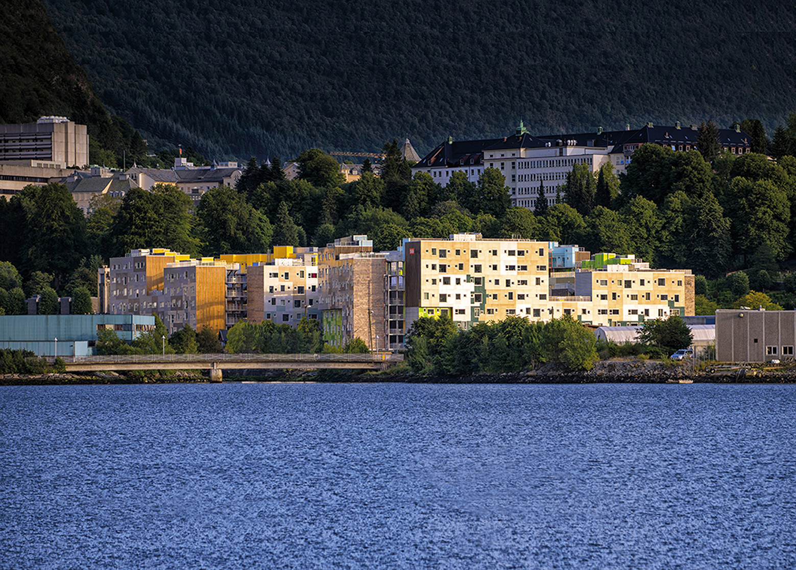 挪威 Gronneviksoren 学生公寓 | 低能耗、高可持续的绿色设计-14