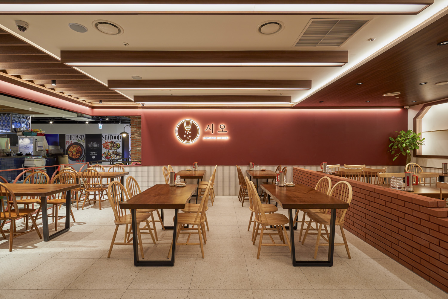 30 平米小屋的创意设计，点亮生活的色彩与光芒-6