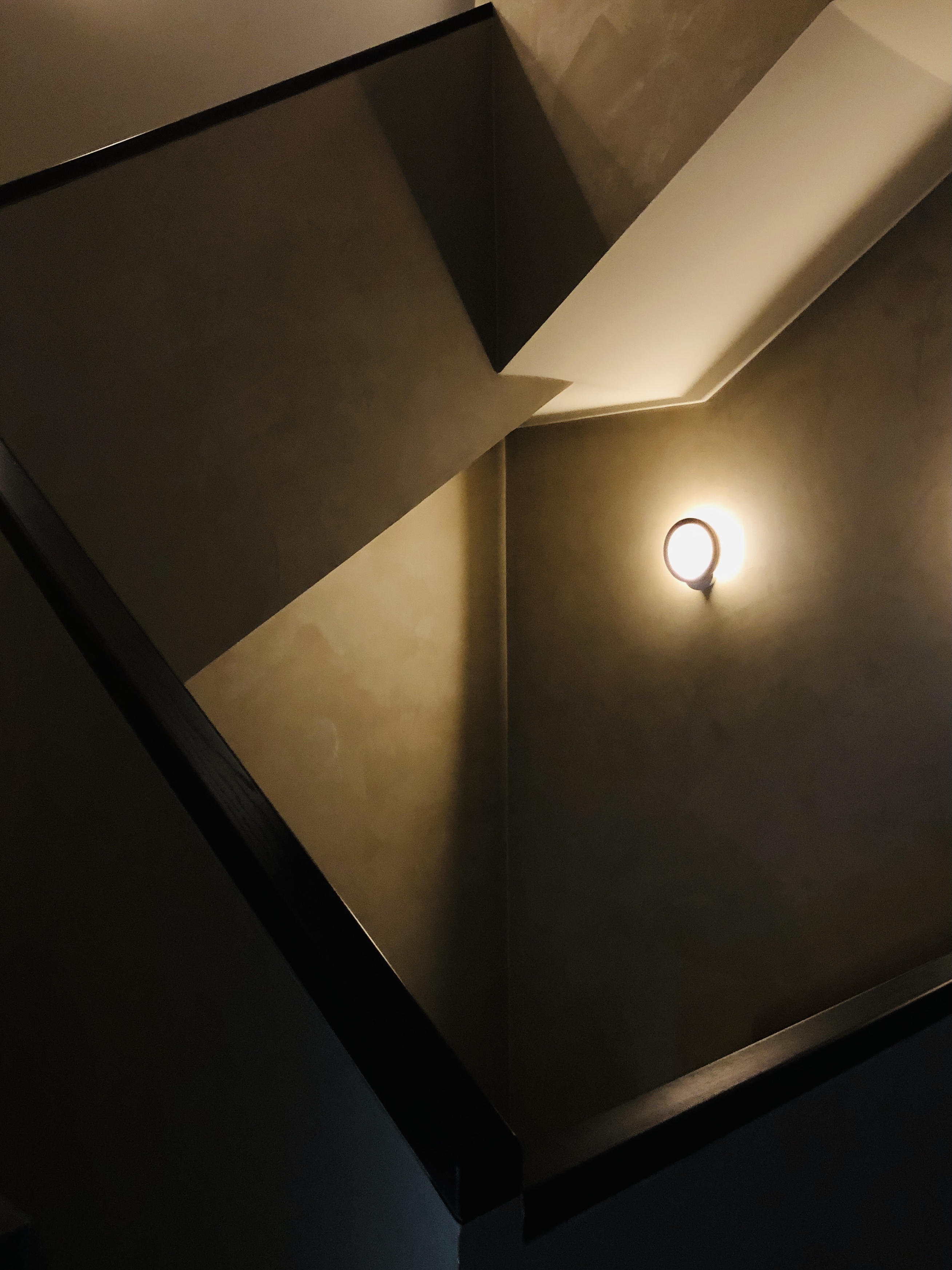 SOMETHINGSaroundme-0