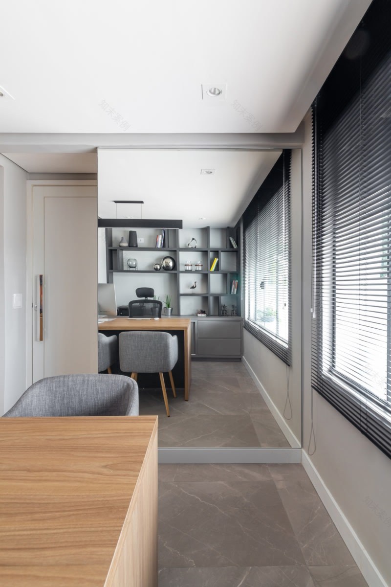 巴西多彩个性诊所设计丨Flávia Franco Arquitetura-11