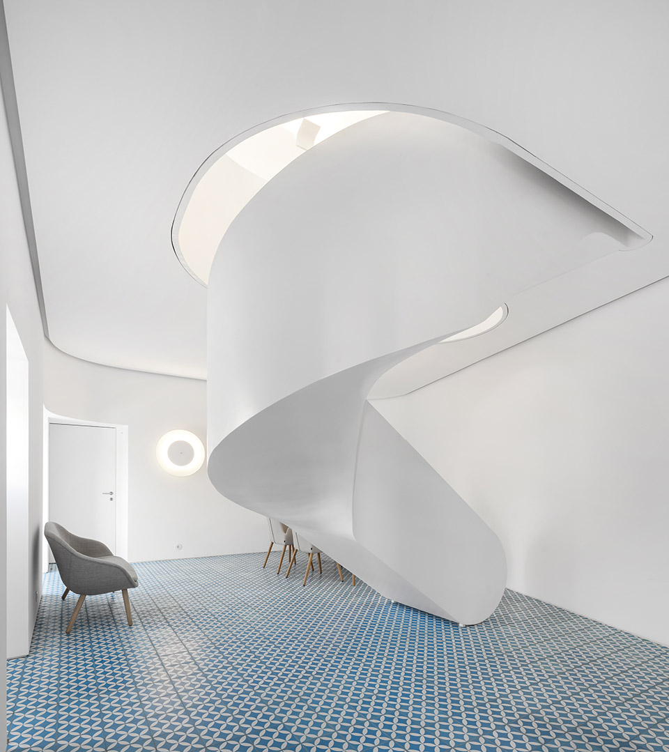 Sotheby&s房地产新总部，葡萄牙卡沃埃罗 / CORREIA/RAGAZZI ARQUITECTOS-12