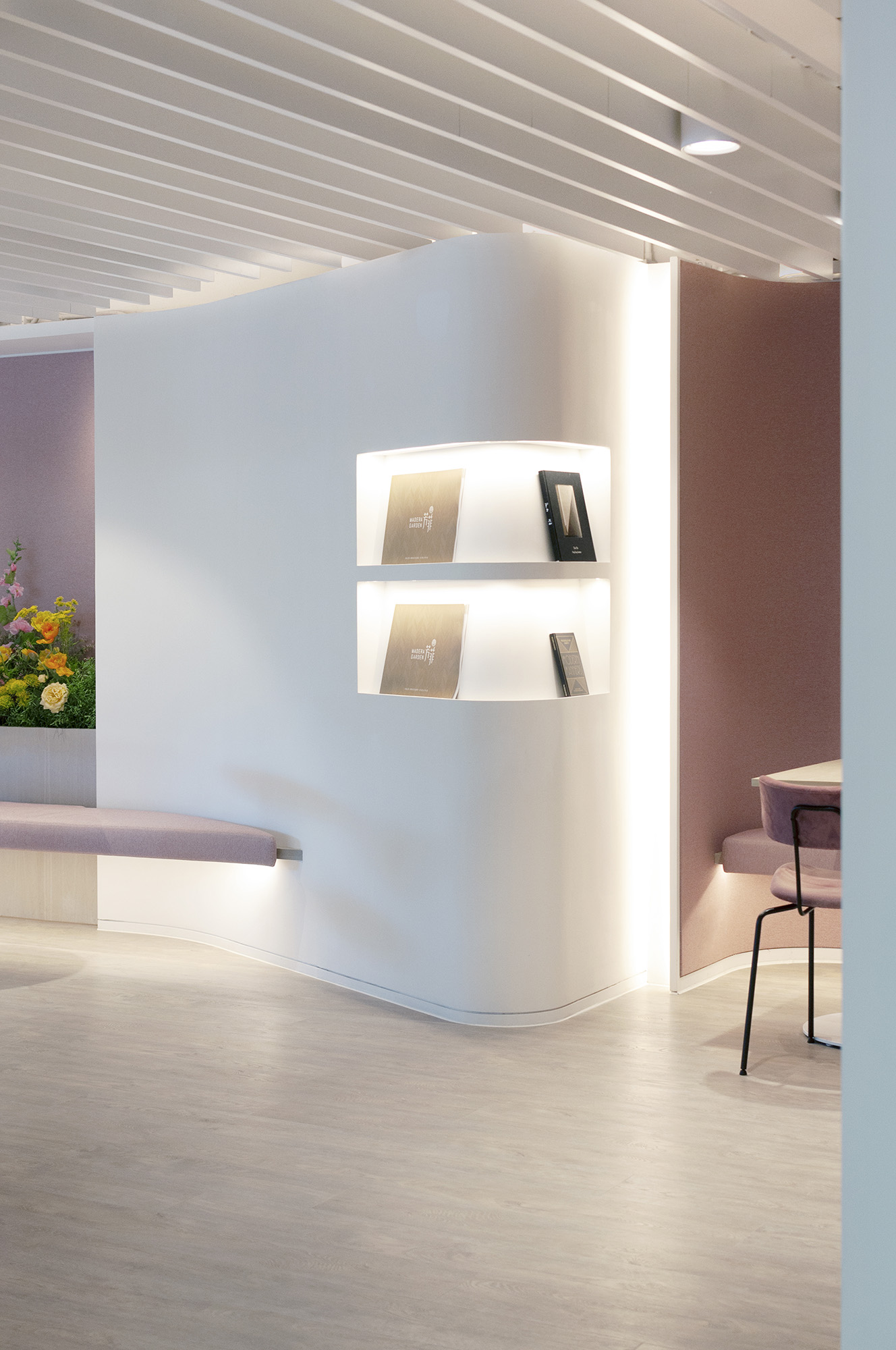 西班牙花园风住宅销售廊丨中国香港丨Bean Buro-39