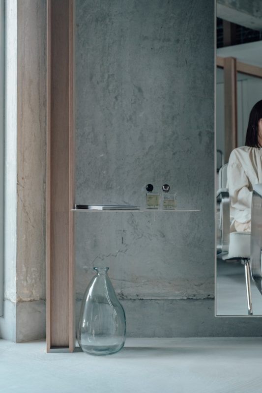 奇宇美发沙龙（此处qiyu根据拼音推测为品牌名称进行中文实名翻译，若不是此含义请提供更多背景信息） -36