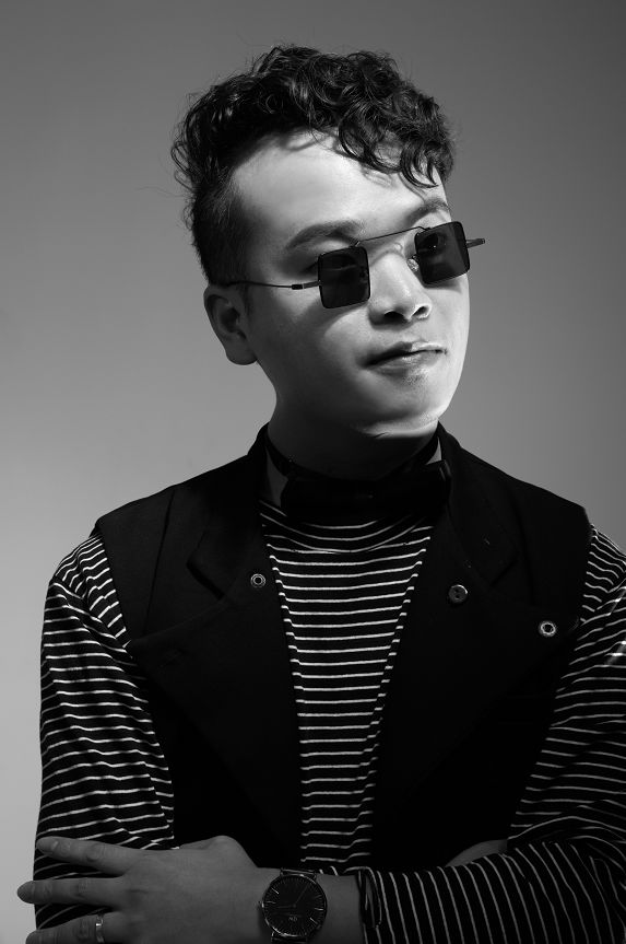 台州铭星装饰工程股份有限公司打造的上段大厦项目,设计风格现代简约,注重空间与人的情感交流-8