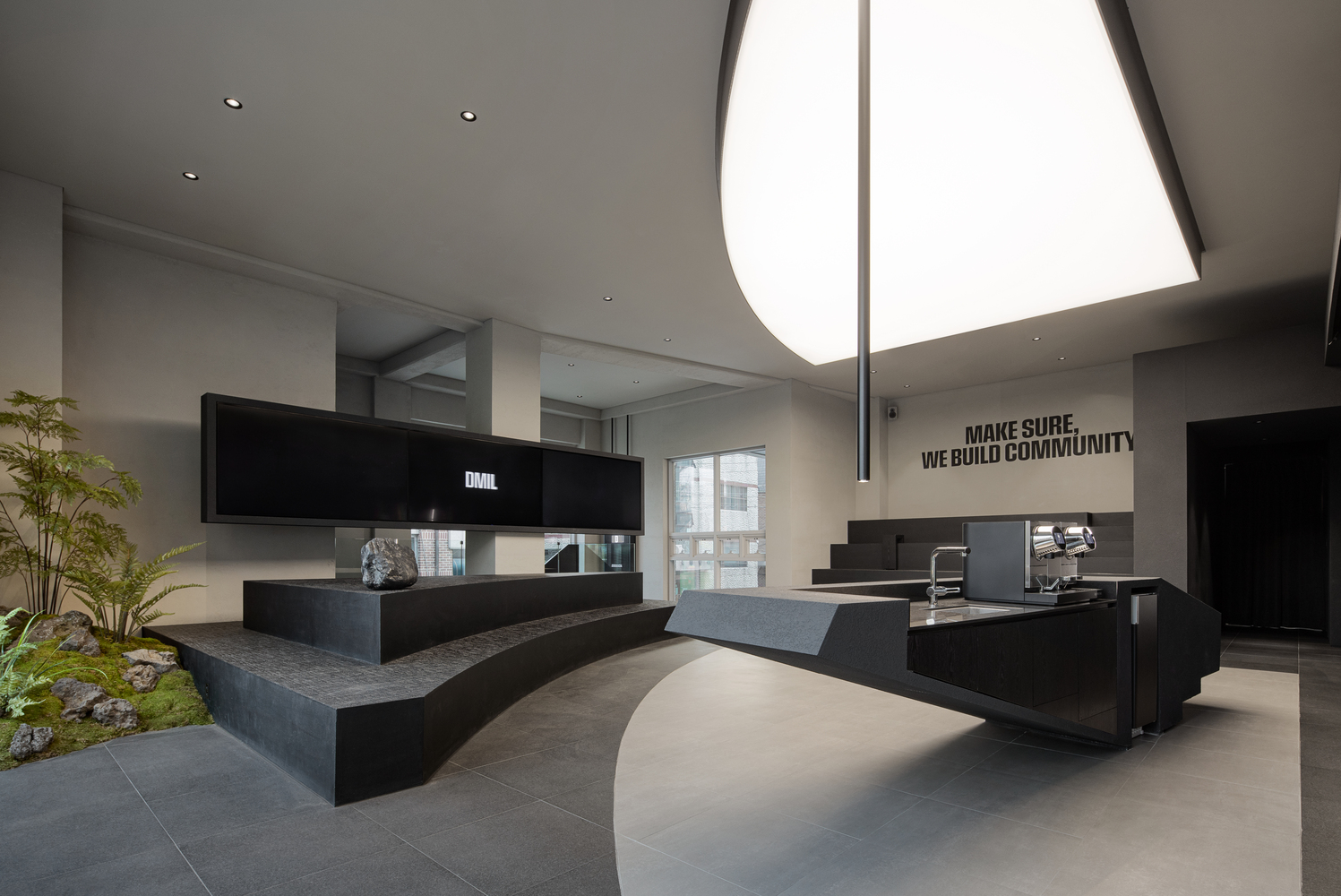 韩国 DMIL Office Lounge · 黑白简约的新媒体空间丨韩国首尔丨Plainoddity-15