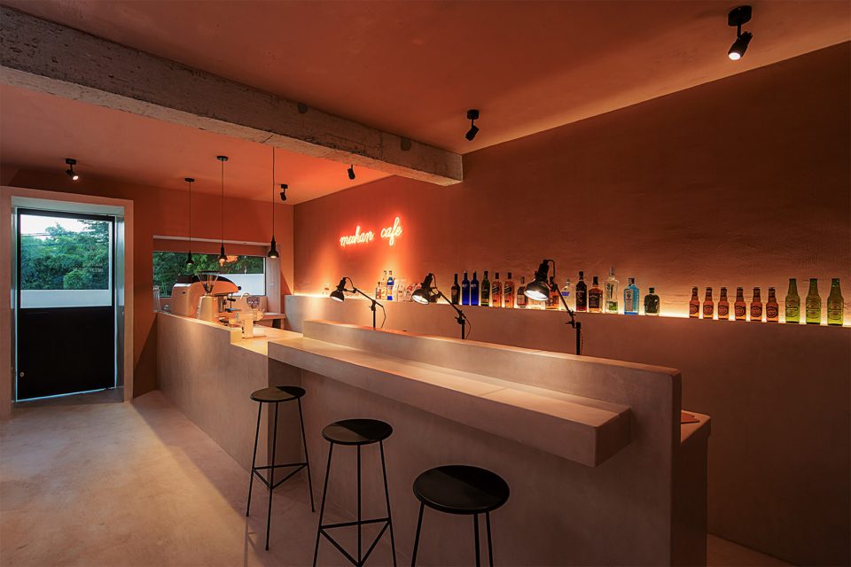 沐涵咖啡 | 废弃车库的粉色新生-11