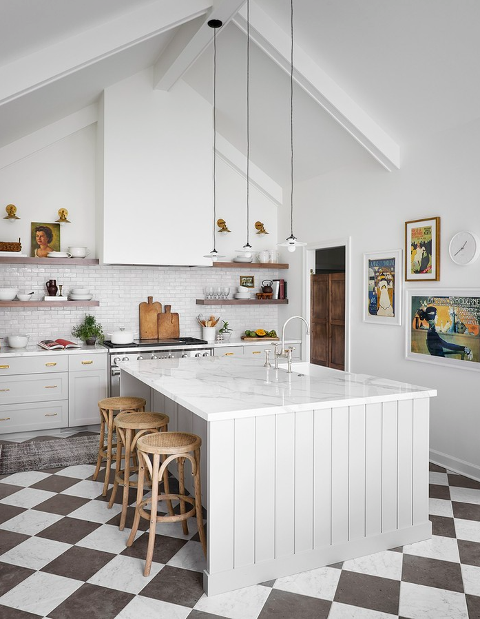 受法国南部风格启发的大型厨房改造项目丨reDesign studio-1