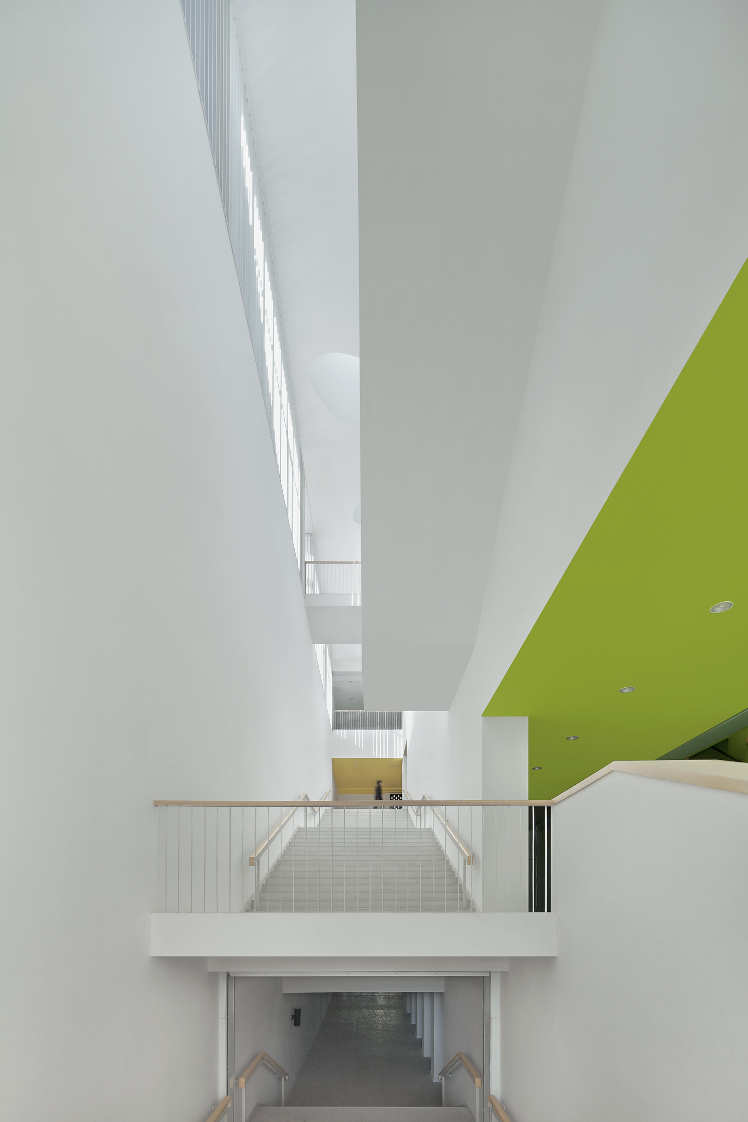 清华中央食堂 | 校园公共空间的新生-26